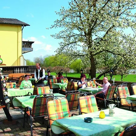 Ξενοδοχείο Hotel-restaurant Zur Mainlust 3*