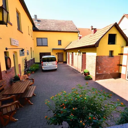 Hotel Hotel-restaurant Zur Mainlust 3*