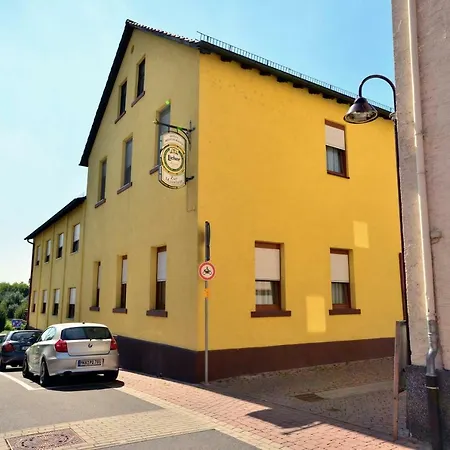 Hotel-restaurant Zur Mainlust Hotel Maintal