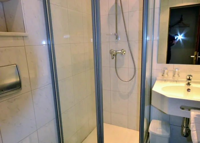 Szálloda Hotel-restaurant Zur Mainlust Maintal